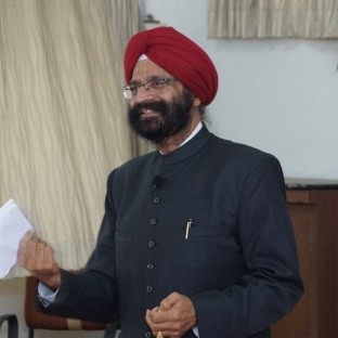 Headshot of Tejinder Singh Rawal